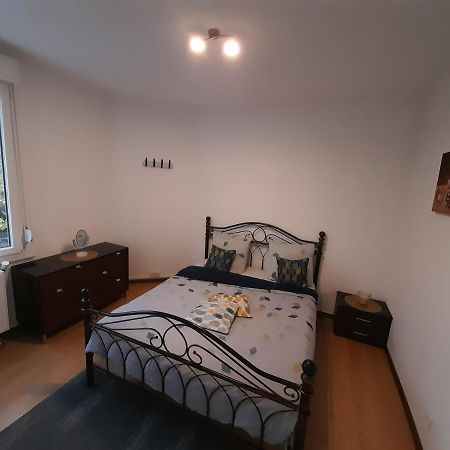 Appartement Tout Confort Cambrai Exteriör bild