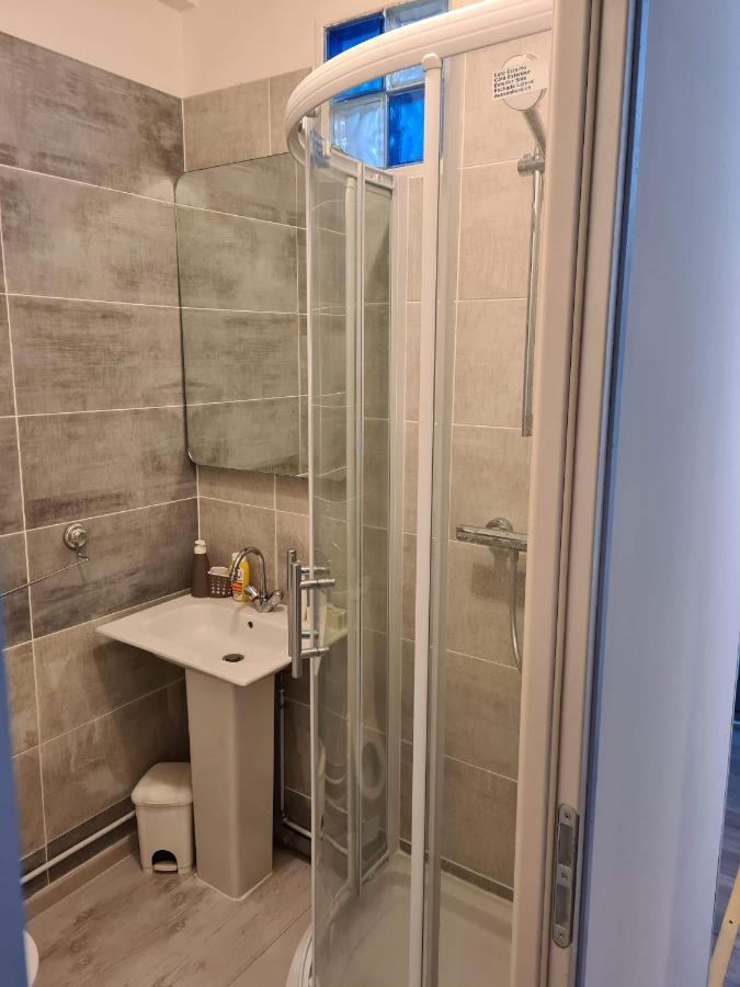 Appartement Tout Confort Cambrai Exteriör bild
