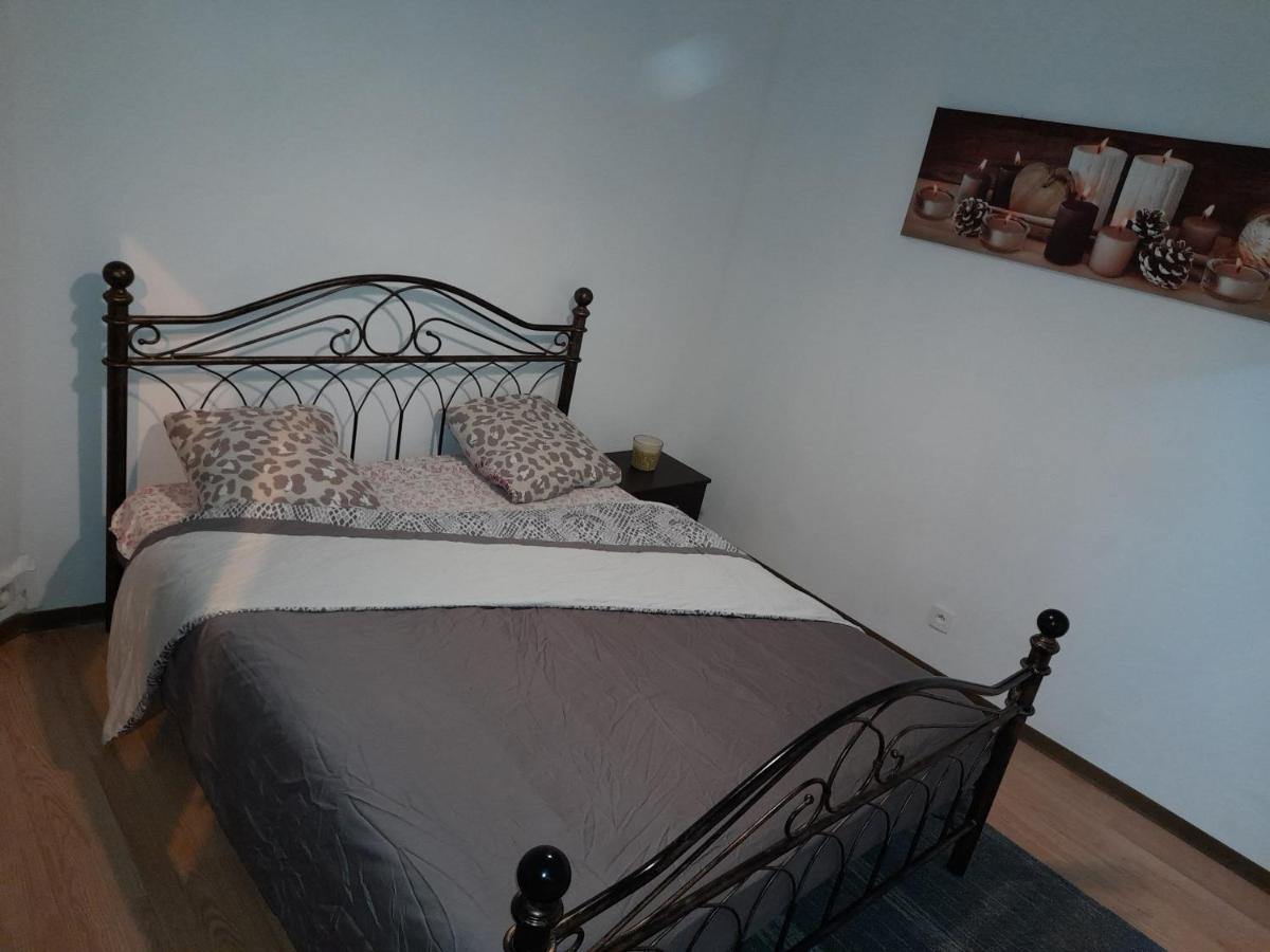 Appartement Tout Confort Cambrai Exteriör bild