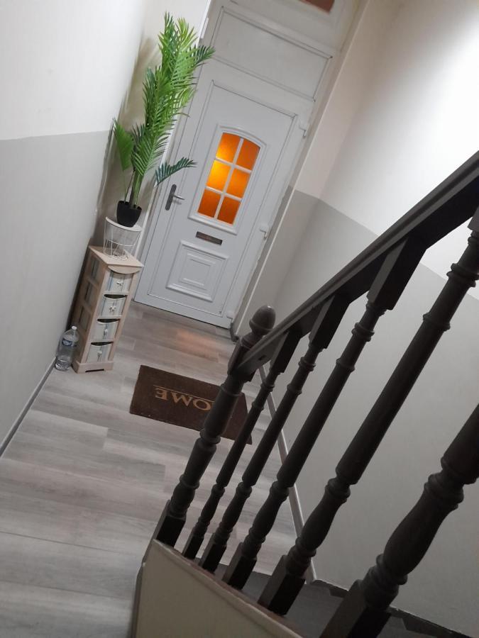 Appartement Tout Confort Cambrai Exteriör bild