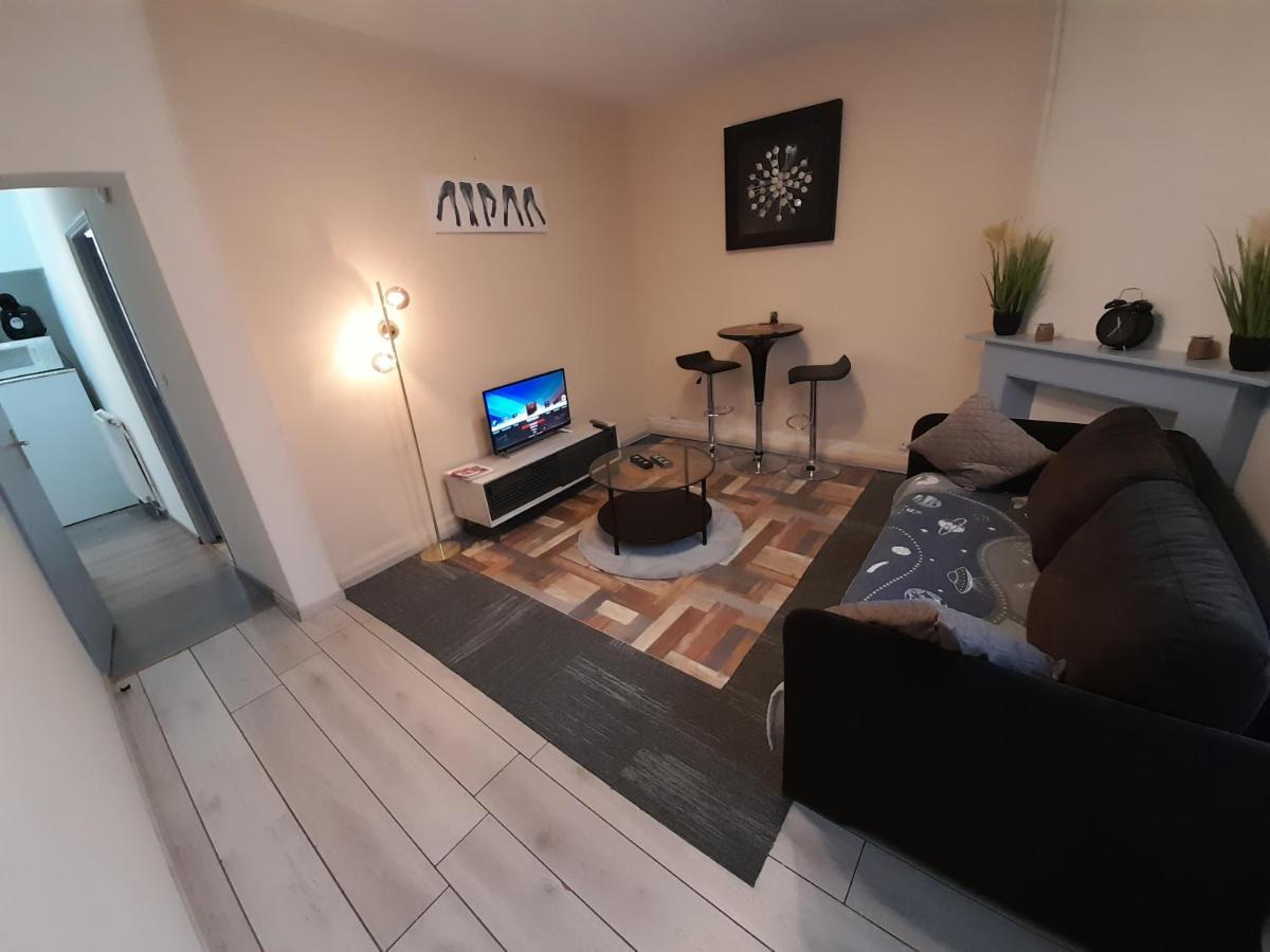 Appartement Tout Confort Cambrai Exteriör bild